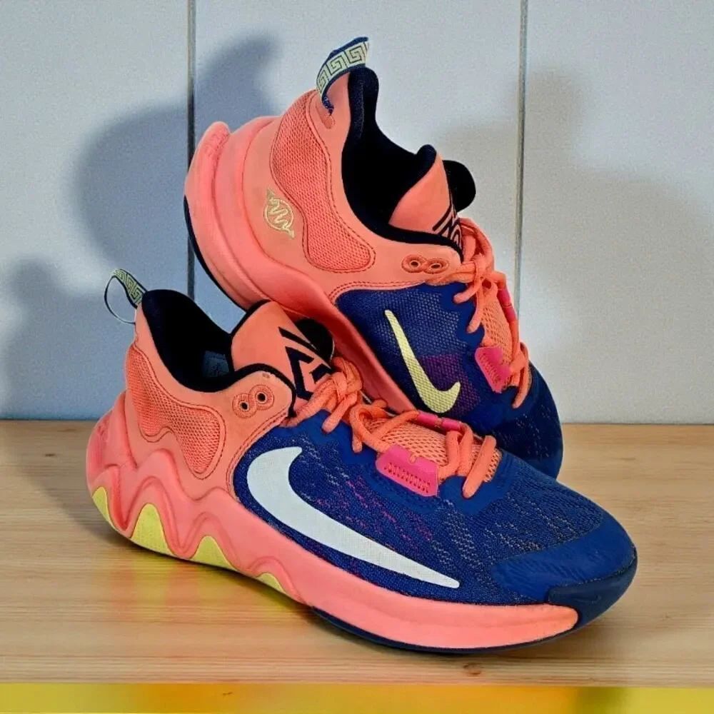 Nike Giannis Immortality 2 Girls Pink & Blue Athletic Sneakers - Size 4.5Y